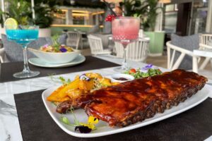 mancare proaspata aproape de aeroportul otopeni - Restaurant Domeniile Saftica