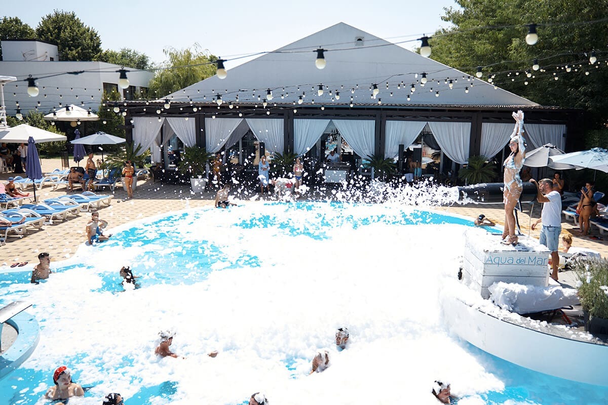 locatie evenimente cu piscina langa Bucuresti