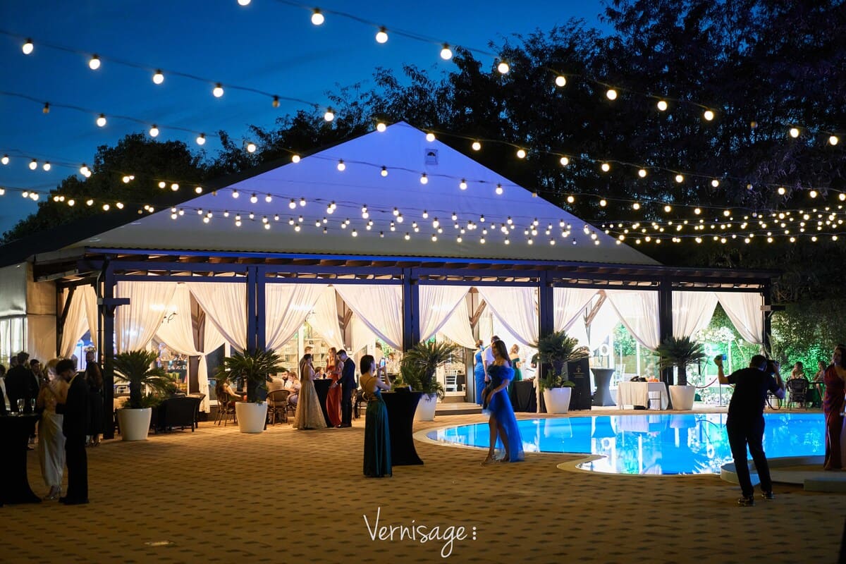 locatie de evenimente cu piscina langa Bucuresti 
